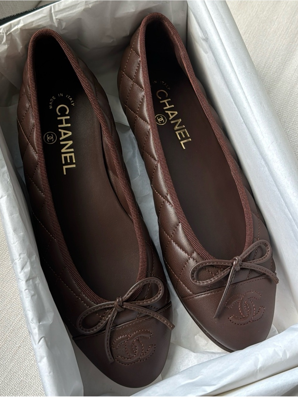 New Chanel 26B Chocolate Dark Brown Lambskin Quilted CC Ballet Ballerina Flat 37